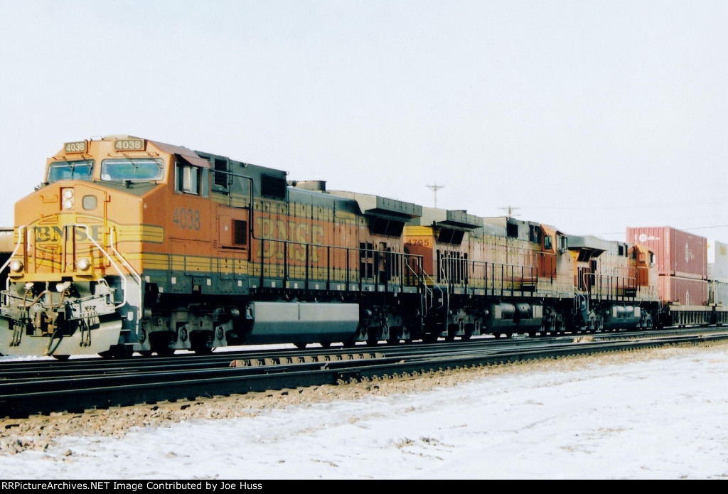 BNSF 4038 East